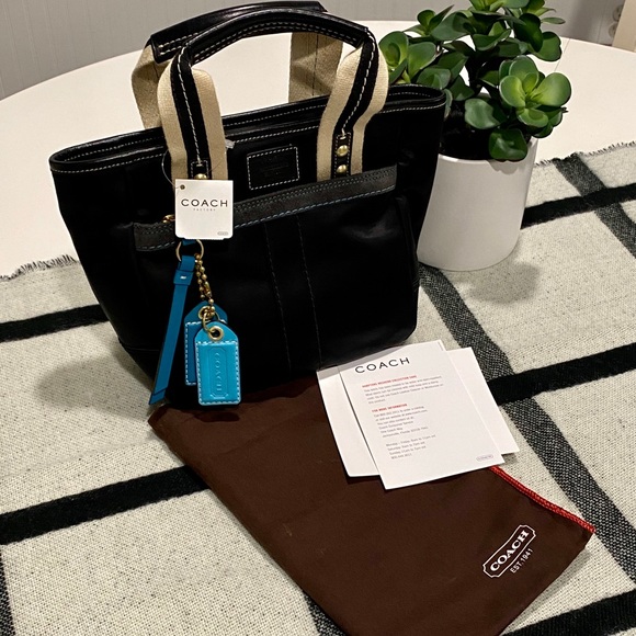 NWT COACH Hamptons Small Satin Tote Black L05M 126 - Picture 2 of 8